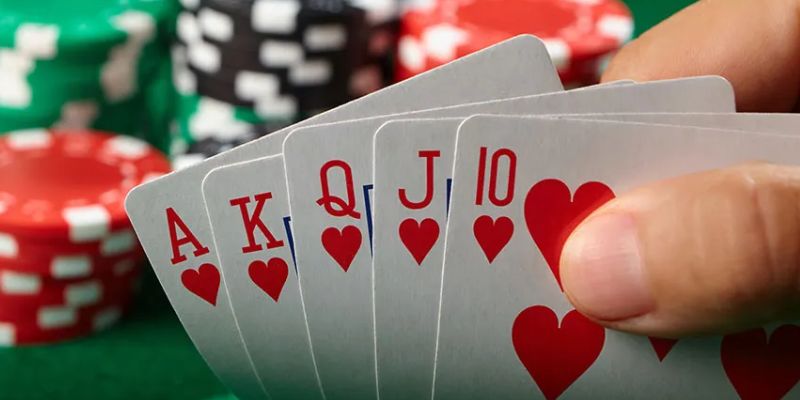 Một vài những biến thể phổ biến nhất của tựa game Poker